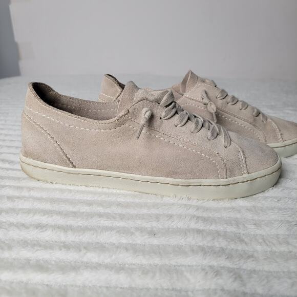 Dolce Vita Beige Suede Sneakers Women’s Size 8 Casual Lace-Up Low Top Shoes - Picture 1 of 9